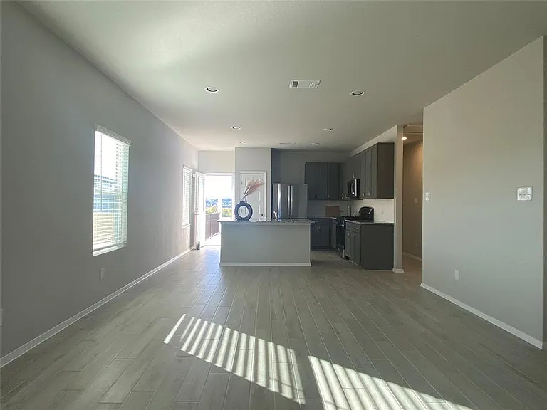 11704 Murano Dr — Photo 8