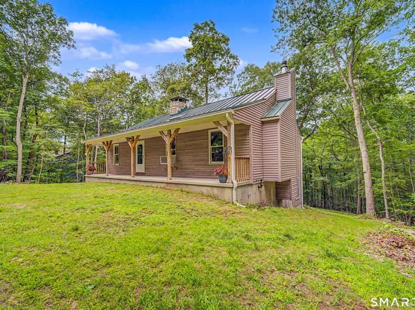 407 North Bear Hill Road, Chaplin, CT 06235