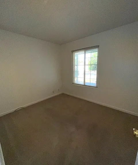 1170 Dawson Dr — Photo 14
