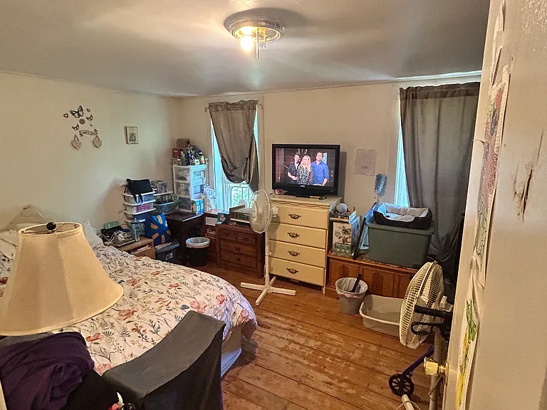 144 Elm St #3 — Photo 6