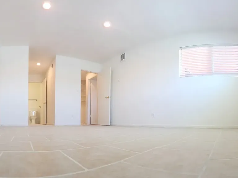 Cascade Pointe — Photo 20