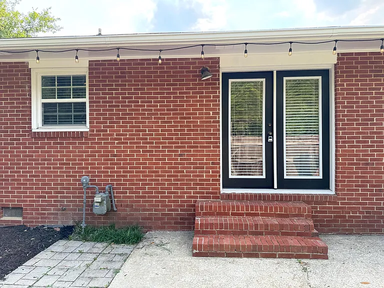 449 Lynhurst Dr — Photo 32