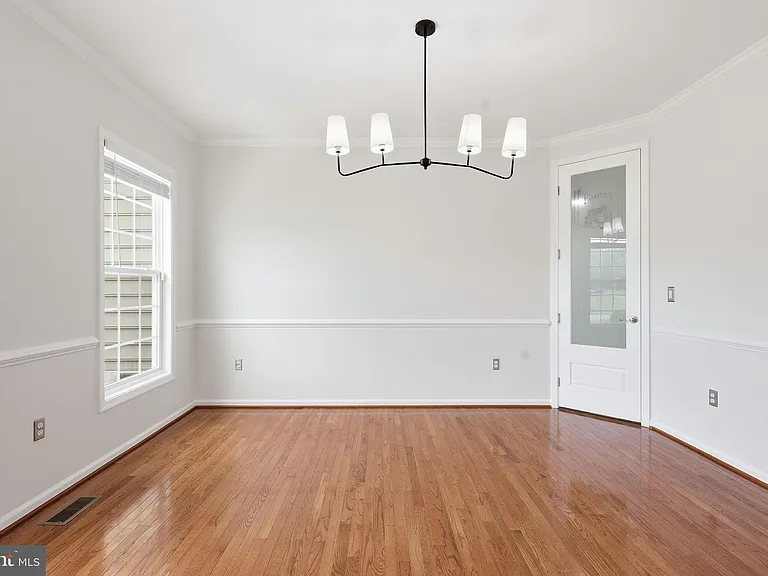 320 Timber Mill Ln — Photo 9