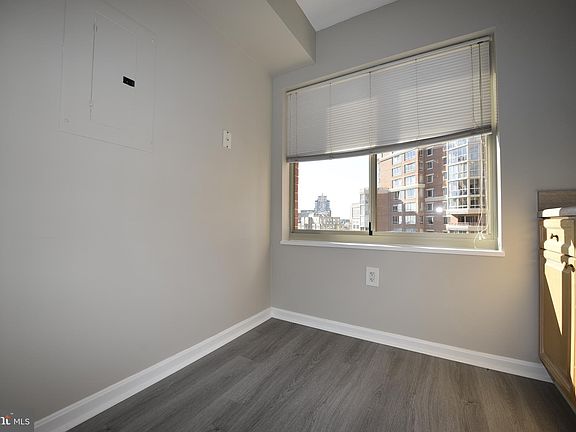3rd image of 2151 Jamieson Ave Unit 2-1503