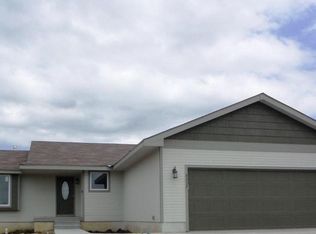 4312 SE Whiteoak Ln, Topeka, KS 66609