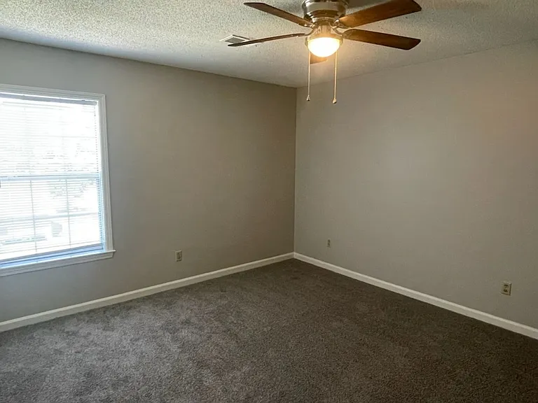 6179 Cherokee Dr — Photo 10