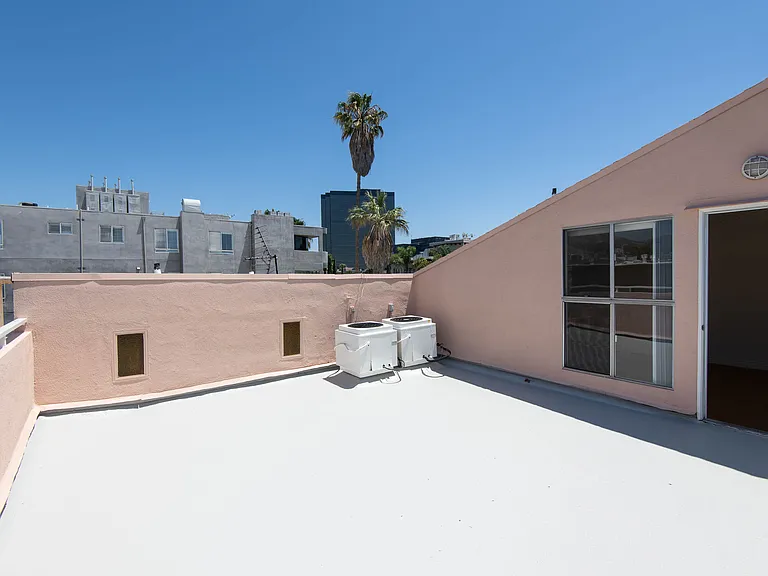 11757 Kiowa Ave #7 — Photo 21