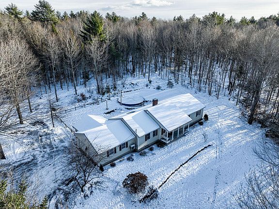 4th image of 107 Mount Vista Drive