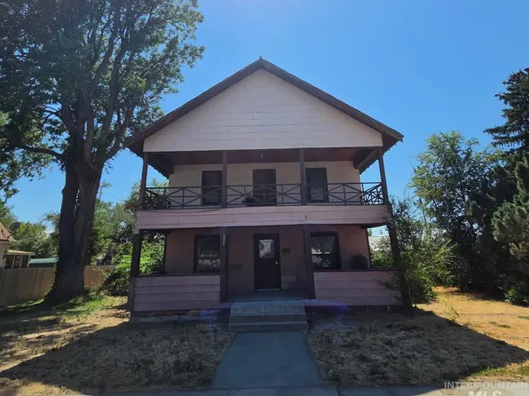 225 S 4 E, Mountain Home, ID 83647