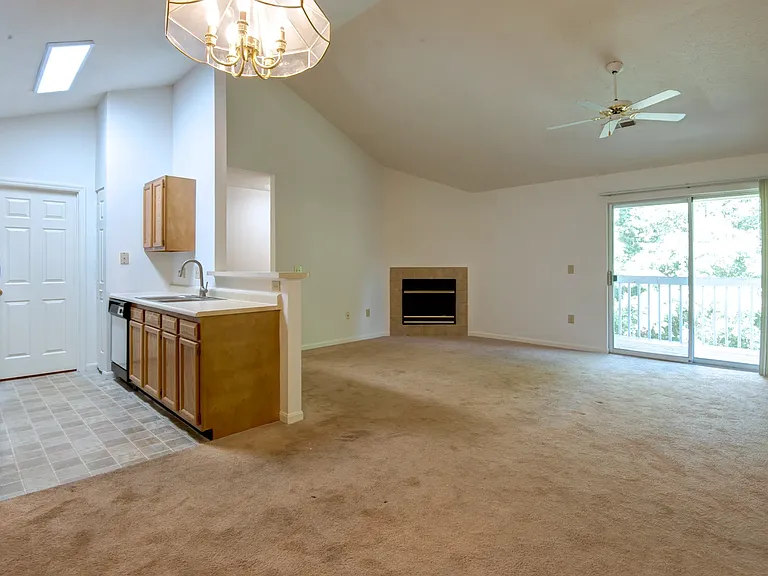 Apartments at Foxtrail — Photo 14