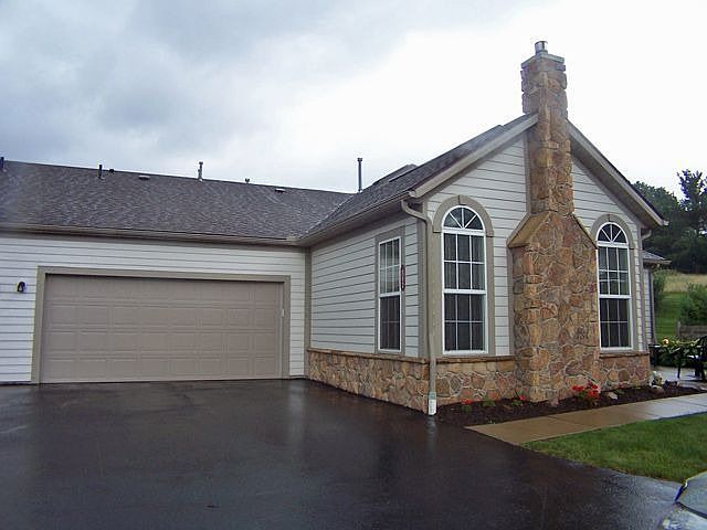 1st image of 512 Crossings Cir