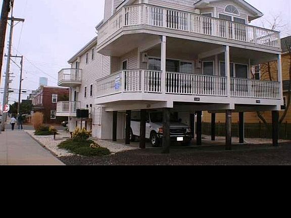 Back of house 