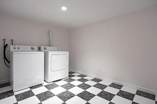 1574 E Princeton Ave — Photo 24