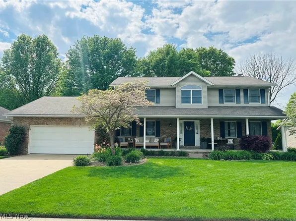 2178 Denise Dr NE, New Philadelphia, OH 44663