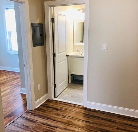 4th image of 523 Joralemon St #2F
