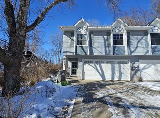 15396 Lesley Ln, Eden Prairie, MN 55346