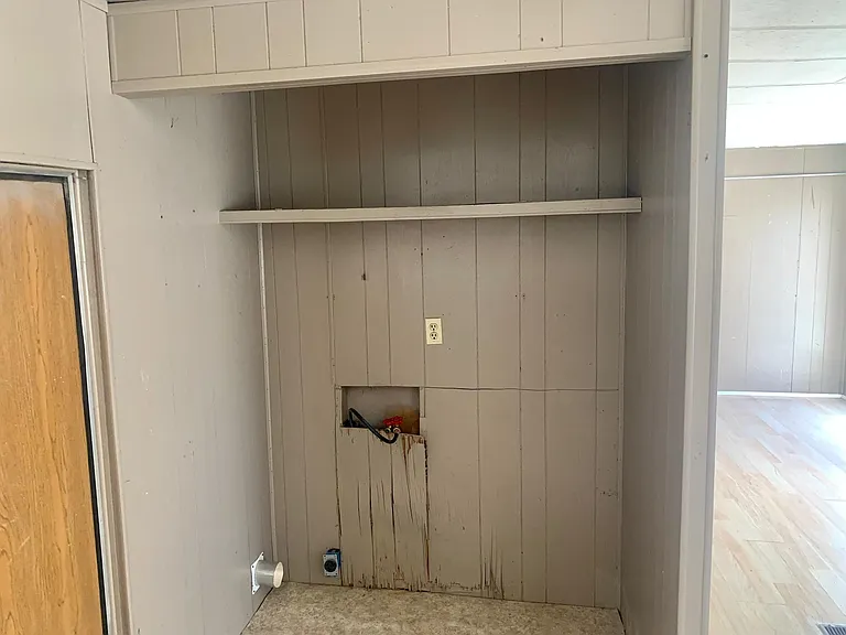 501 W Loring Ave #7 — Photo 8