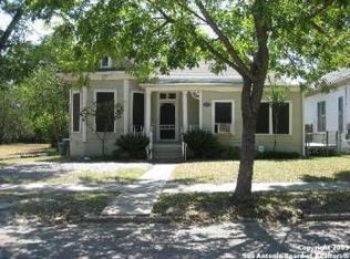 722 Saint James, San Antonio, TX 78202