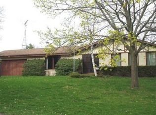 403 Galena Rd, Janesville, WI 53548