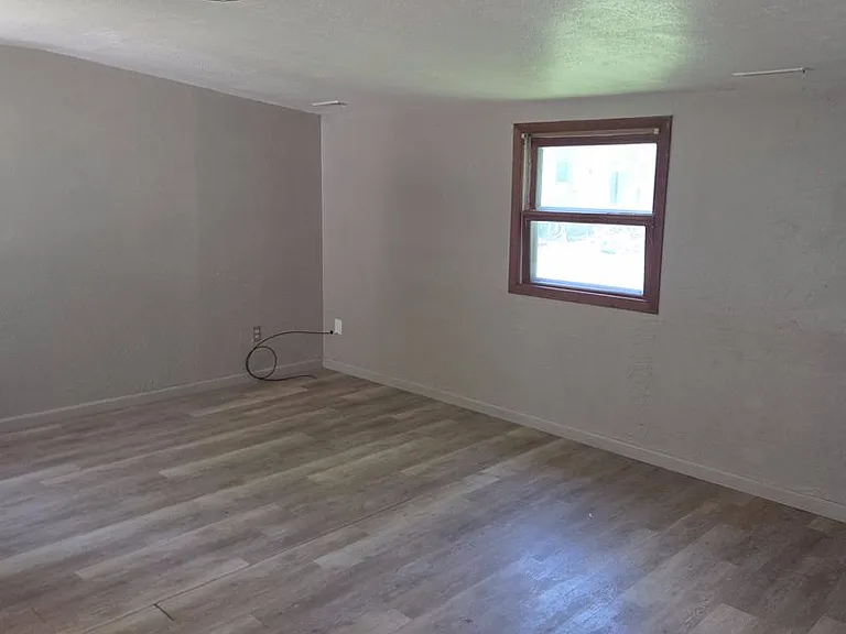 2507 W Laura Ave — Photo 3