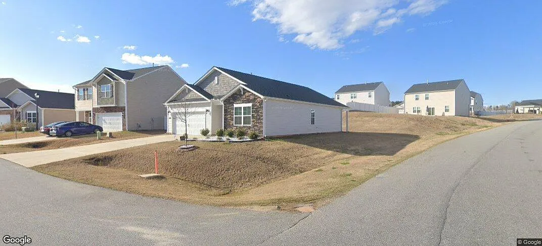 224 Rhett Ave — Photo 2