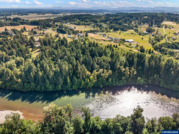 Ta 45886 Ne Santiam Way, Albany, OR 97322