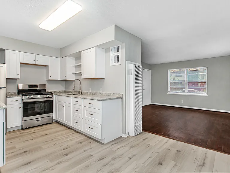 4916 Worth St #1 — Photo 5
