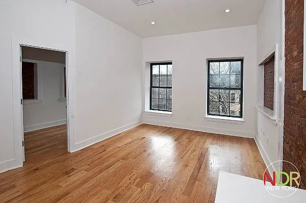 Rented by Next Door Realty NYC | media 22