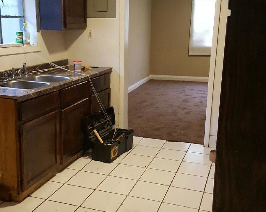 2nd image of 14902 Lawndale Ave