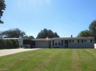 3146 Denny Rd, Ravenna, OH 44266