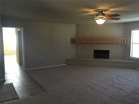 3rd image of 2631 N Azalea Ter