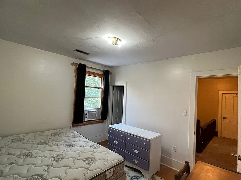 2900 S Walts Ave — Photo 6