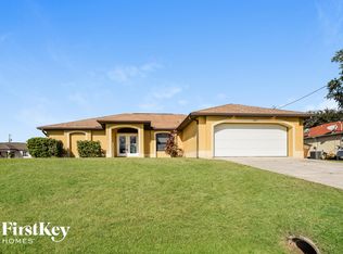 1007 NW 9th St, Cape Coral, FL 33993