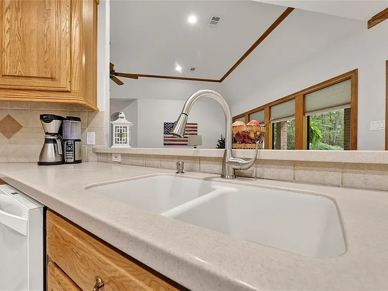20280 Old Sorters Rd — Photo 11