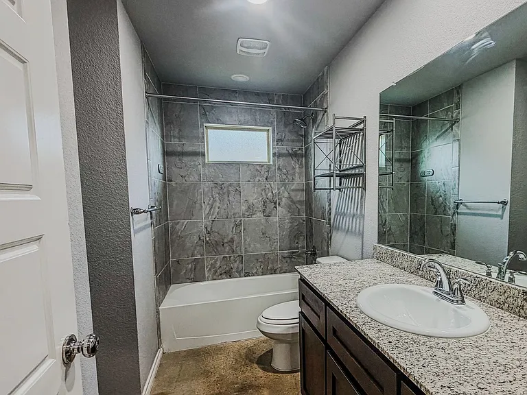 1459 Dryden Ave — Photo 11