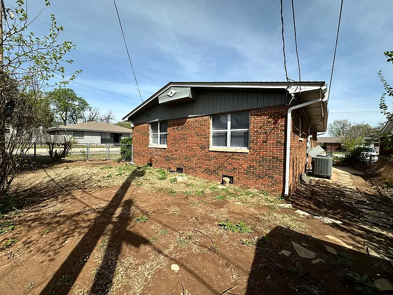 5028 N Linn Ave — Photo 30