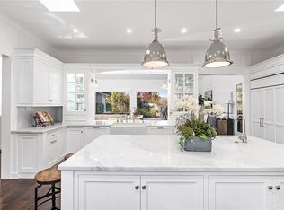 4 Rue Fontainbleau, Newport Beach, CA 92660