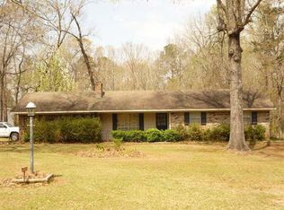 5065 Woodlawn Dr, Bastrop, LA 71220