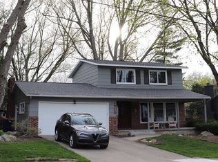 1715 Whitfield Rd SE, East Grand Rapids, MI 49506