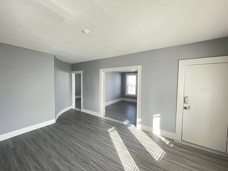 301 Amory St #3 — Photo 8