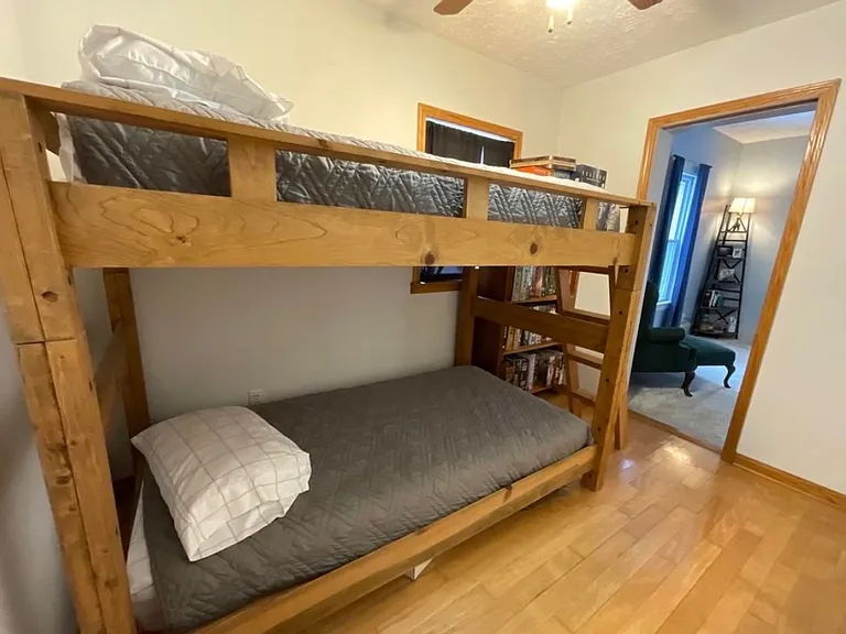 715 Spruce St — Photo 13