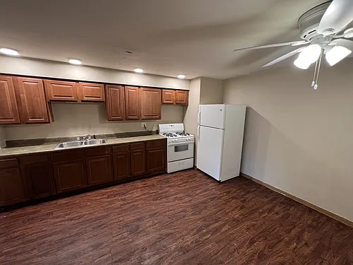 Floor plan 2 bedrooms, 1 bath