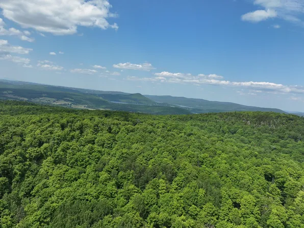 224 Paradise Lane, Charleston, VT 05872