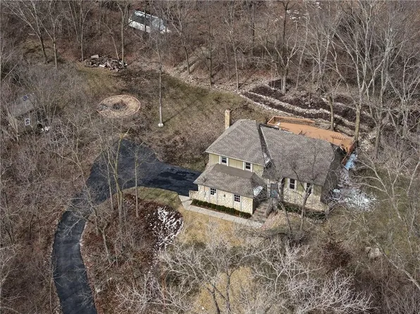 19290 W 87th Ln, Lenexa, KS 66220