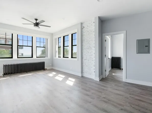 #7618 - The Villages of Eastlake