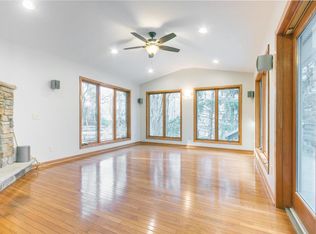 2668 Tareyton Cir, Stoughton, WI 53589