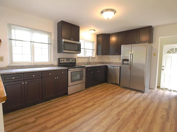 729 Teson Rd, Hazelwood, MO 63042