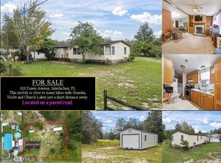 820 Dawn Ave, Interlachen, FL 32148