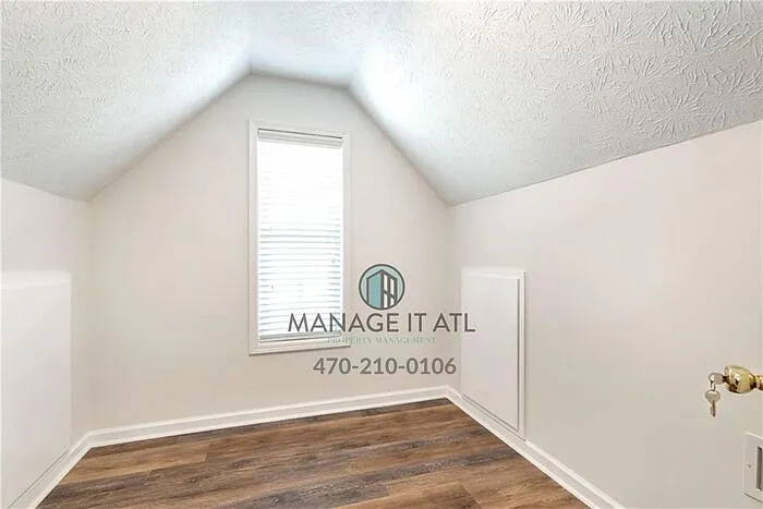 60 Ruby Forest Pkwy — Photo 48