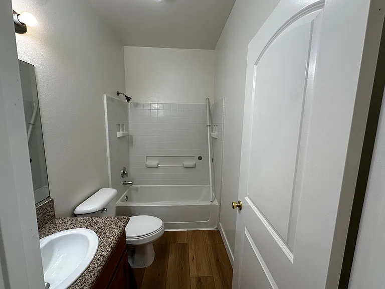 15841 Dianthus St — Photo 15